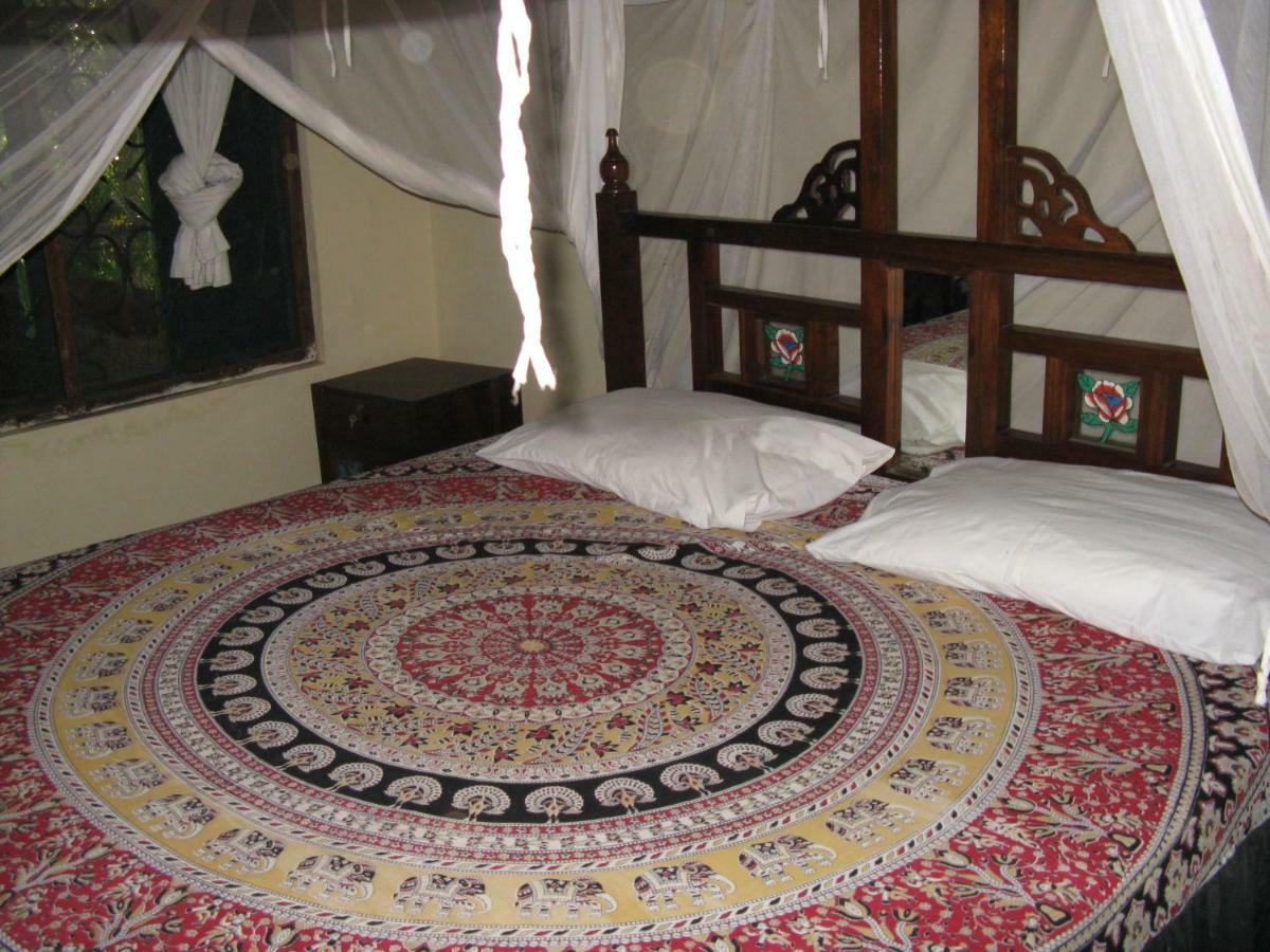 Kiloran Funzi House Bed & Breakfast Exterior photo