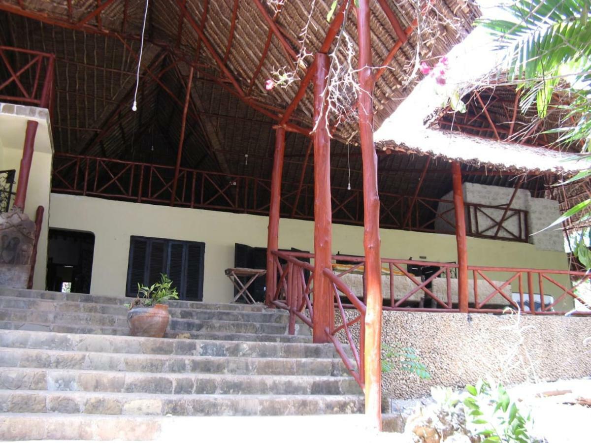Kiloran Funzi House Bed & Breakfast Exterior photo
